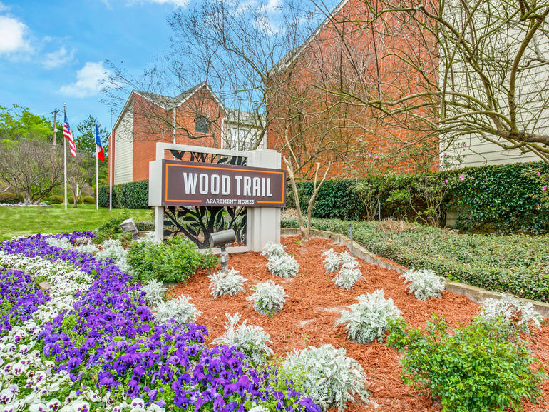 Wood Trail Apartments Multifamily Sale 1214 Northmarq